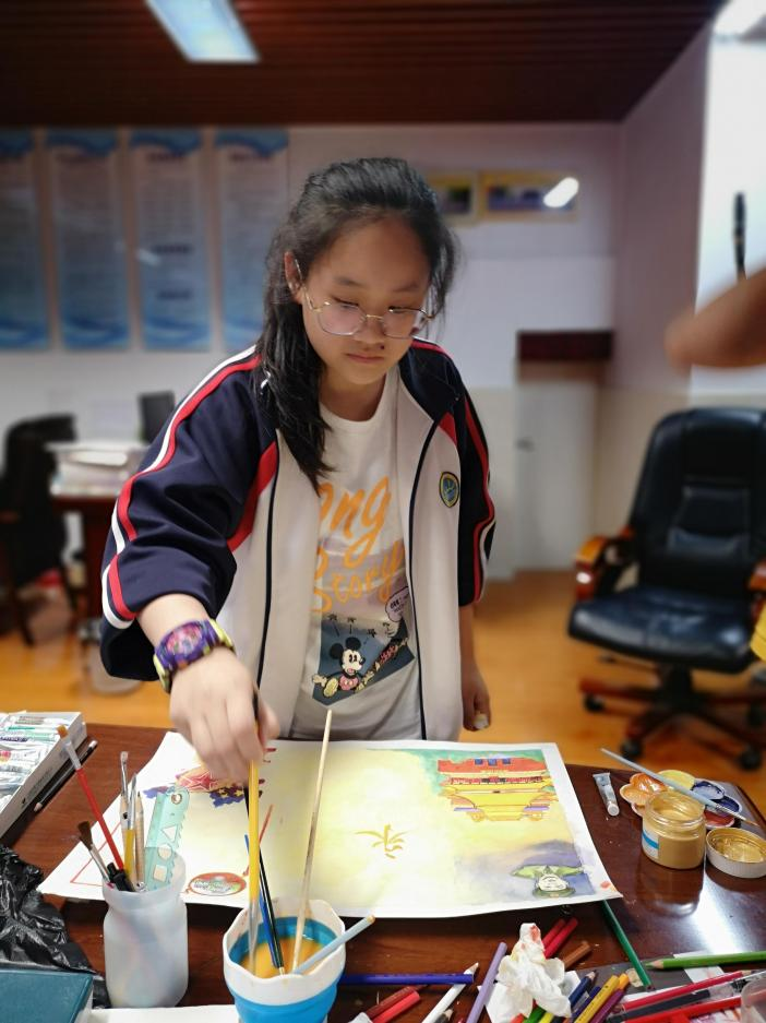 我校开展“党在我心中，启航新征程”主题 绘画、手抄报活动