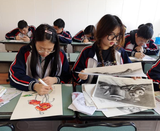 金年会金字招牌至上绘画社团掠影